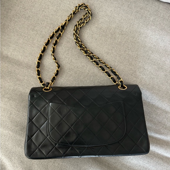 Vintage 18k Chanel double flap classic medium bag black - Picture 6 of 10